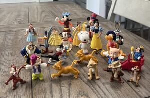 Vintage Mixed Character Figurine Lot Disney Looney Tunes Peanuts 22 + Figures